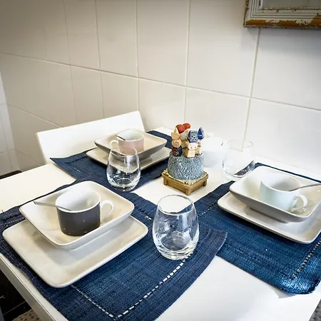 Superb 3 Bedroom - Beachfront - Old Town * קסקאיס