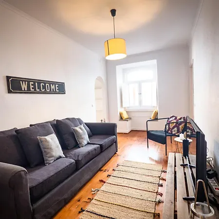 Superb 3 Bedroom - Beachfront - Old Town * קסקאיס