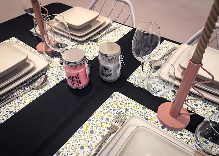 Superb 3 Bedroom - Beachfront - Old Town Διαμέρισμα Κασκαΐς