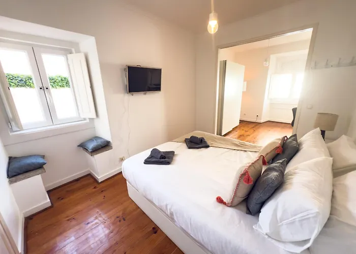 Superb 3 Bedroom - Beachfront - Old Town アパート カスカイス