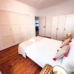 Appartement Superb 3 Bedroom - Beachfront - Old Town Cascais