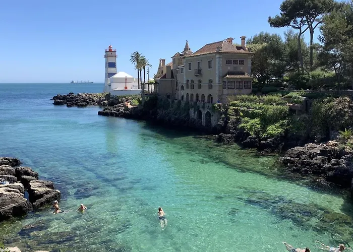 Superb 3 Bedroom - Beachfront - Old Town Daire *